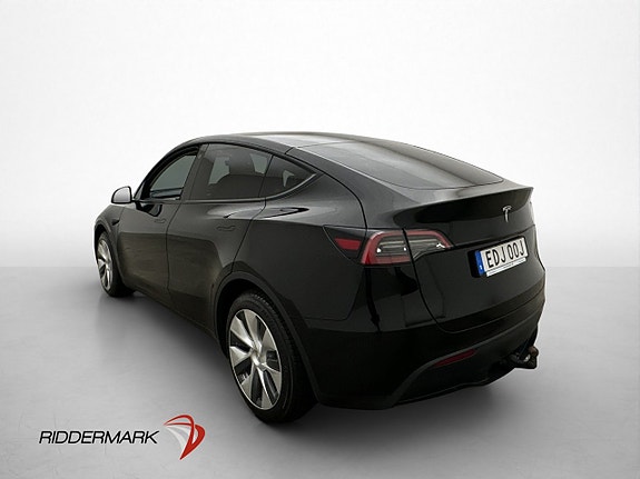 Tesla Model Y 6 of 30