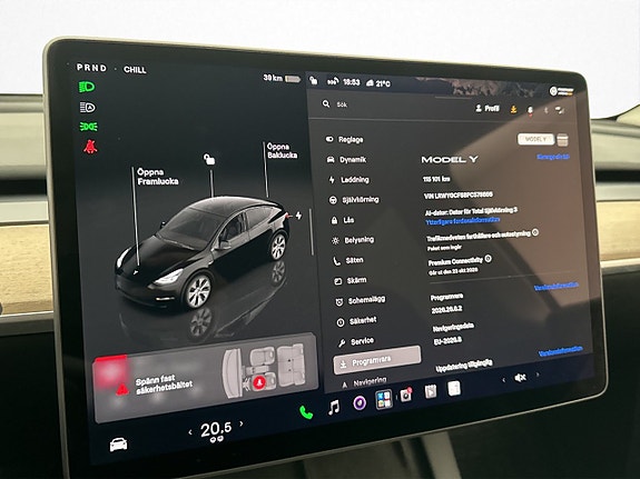 Tesla Model Y 25 of 30