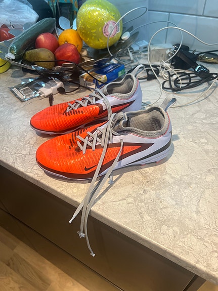 Product image 1 of 6