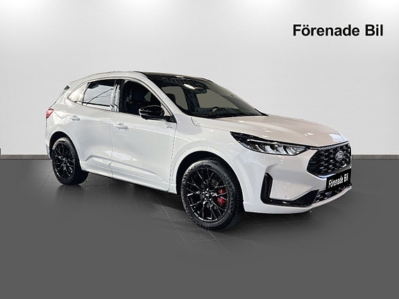 Ford Kuga 6 of 15