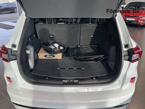 Ford Kuga 9 of 15