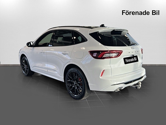 Ford Kuga 3 of 15