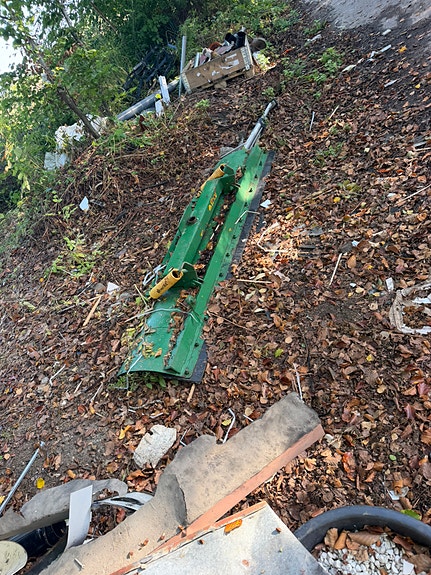 John Deere F1145 7 of 8