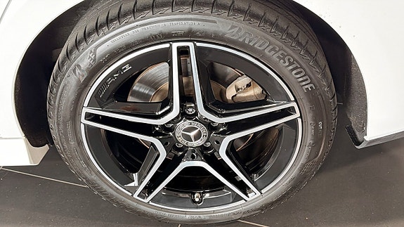 Mercedes-Benz CLA250 e 6 of 12