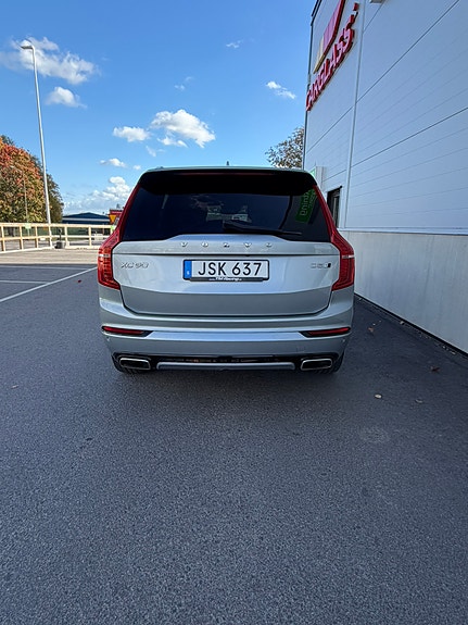 Volvo XC90 15 of 15