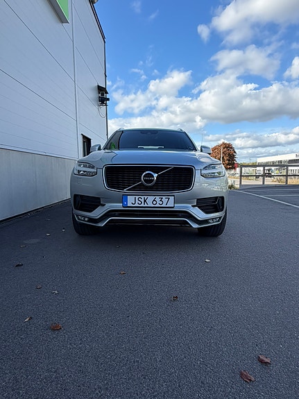 Volvo XC90 14 of 15