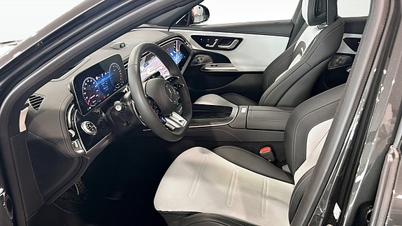 Mercedes-Benz E53 10 of 12