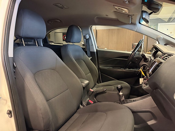 Kia Rio 21 of 24