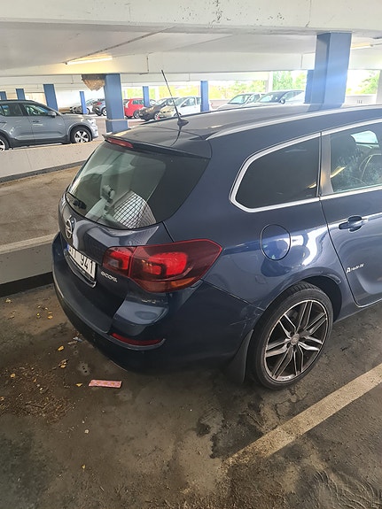 Opel Astra 3 of 5