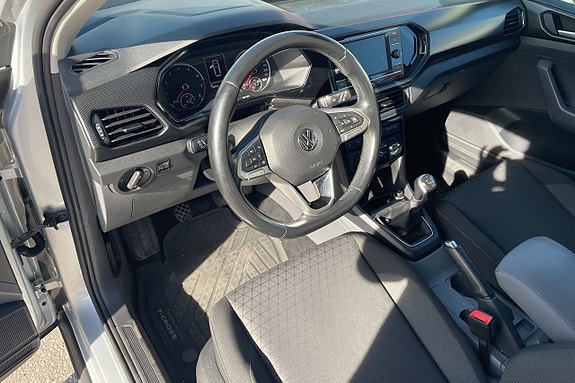 Volkswagen T-Cross 7 of 15