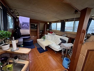 Sea Ray 360 Aft Cabin – stor båt med visst renoveringsbehov 2 of 9