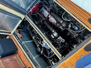 Sea Ray 360 Aft Cabin – stor båt med visst renoveringsbehov 8 of 9