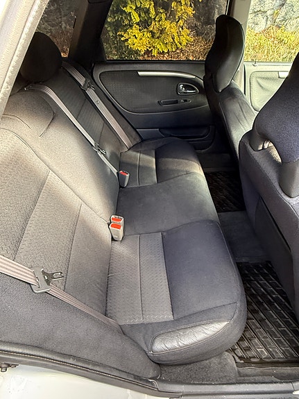 Volvo V40 16 of 16