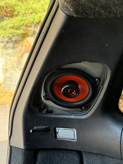 Volvo V40 14 of 16