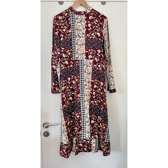 Product image 1 of 10
