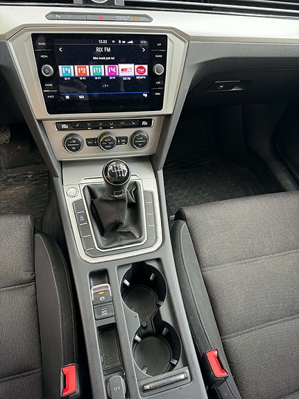 Volkswagen Passat 9 of 10