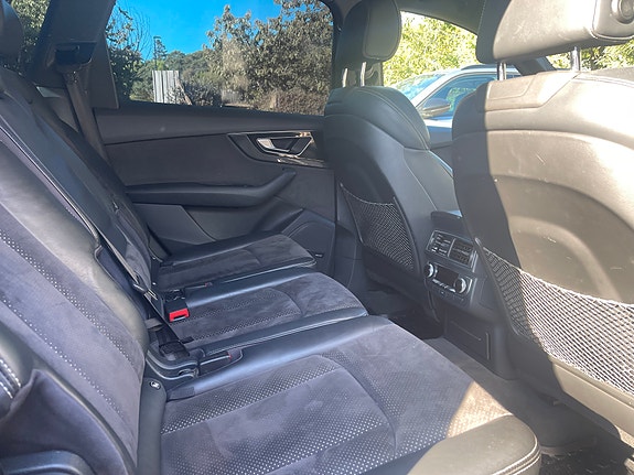 Audi Q7 7 of 16