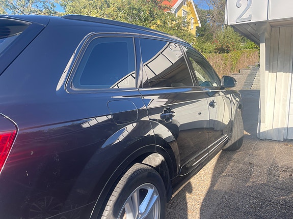 Audi Q7 6 of 16