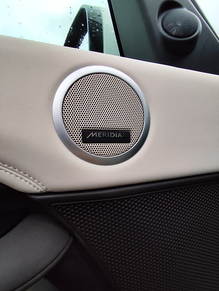 Land Rover Discovery 5 of 17
