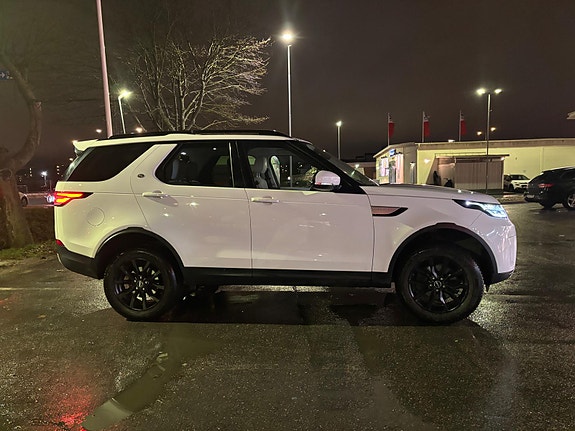 Land Rover Discovery 10 of 17