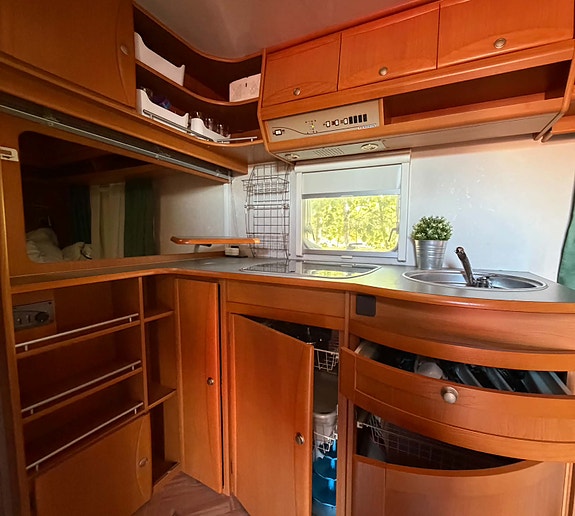 Adria Unica C503UP Nordic Edition 5 of 19