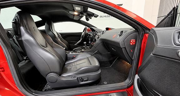 Peugeot RCZ 25 of 30