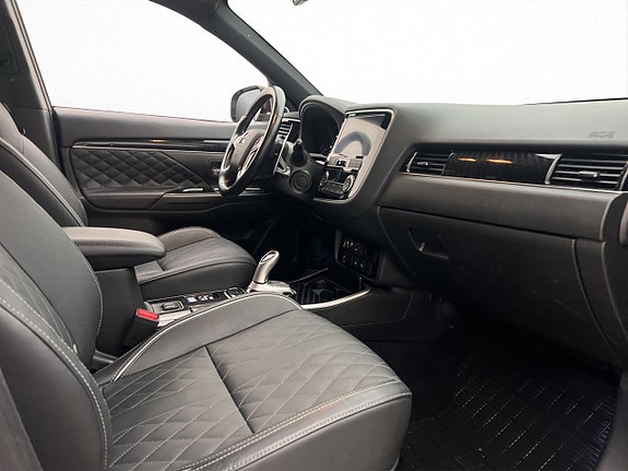 Mitsubishi Outlander 27 of 30