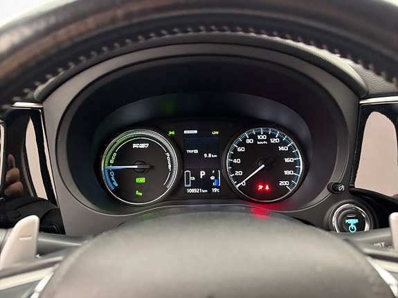 Mitsubishi Outlander 15 of 30