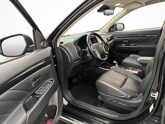 Mitsubishi Outlander 11 of 30