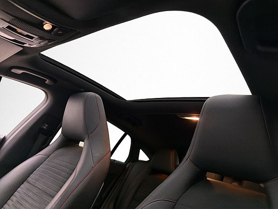 Mercedes-Benz CLA220 d 11 of 30