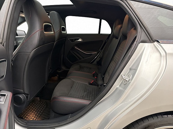 Mercedes-Benz CLA220 d 29 of 30