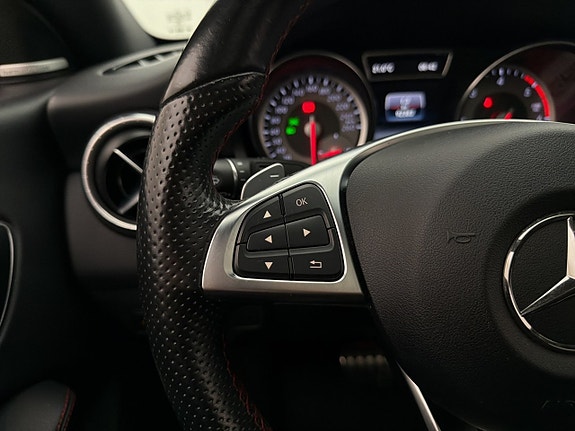 Mercedes-Benz CLA220 d 17 of 30