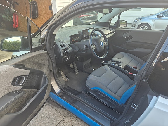 BMW i3s 8 of 11