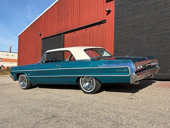 Chevrolet Impala 2 of 24