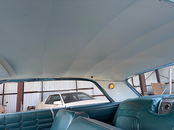 Chevrolet Impala 16 of 24