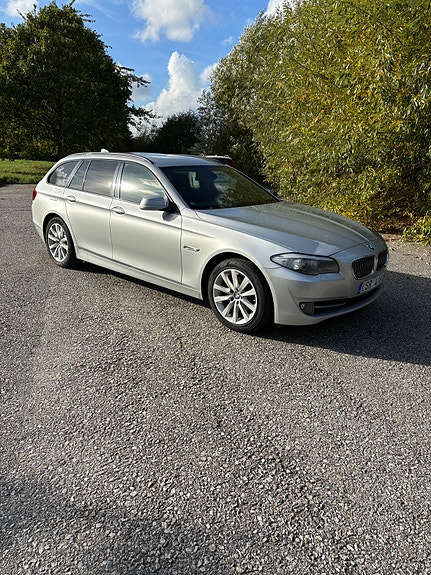 BMW 520d 2 of 10