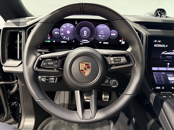 Porsche Cayenne 18 of 28
