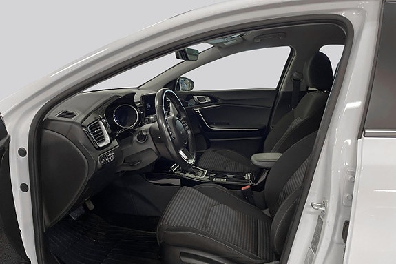 Kia Ceed 10 of 19