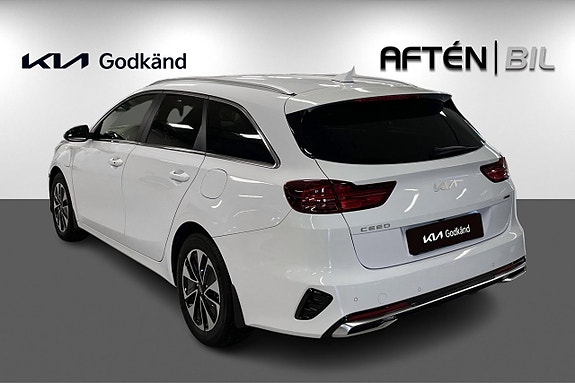 Kia Ceed 8 of 19