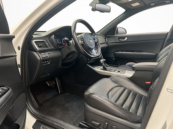 Kia Optima 11 of 30