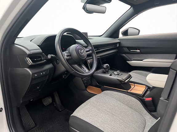 Mazda MX-30 11 of 30