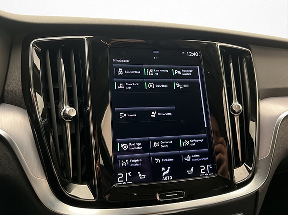 Volvo V60 22 of 30