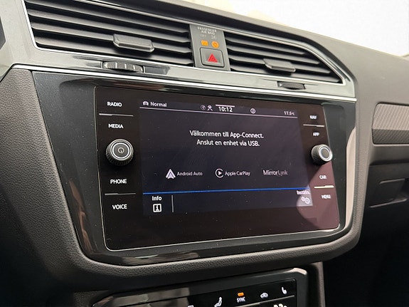 Volkswagen Tiguan 19 of 30