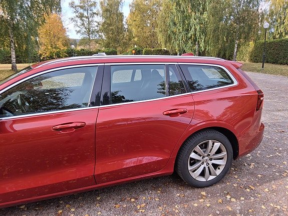 Volvo V60 14 of 14