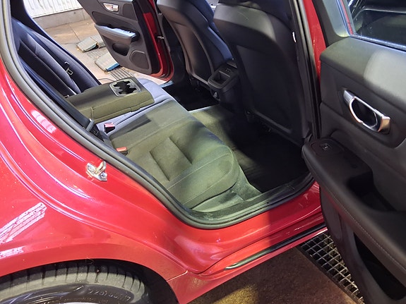 Volvo V60 6 of 14