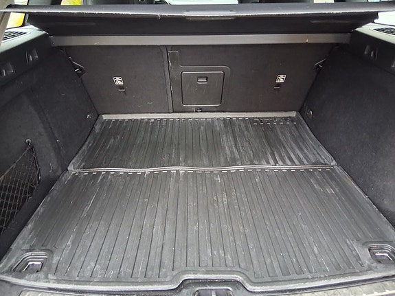 Volvo V60 12 of 14