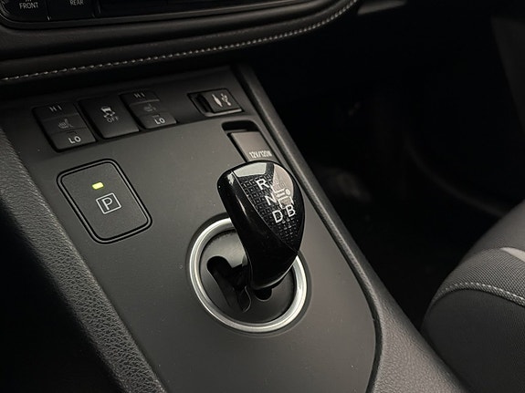 Toyota Auris 21 of 30
