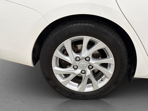 Toyota Auris 30 of 30