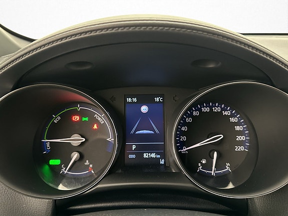 Toyota C-HR 15 of 30
