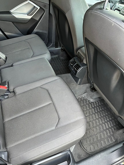 Audi Q3 10 of 14